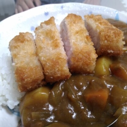 カレーといえば、カツカレーですよね！
おいしかったです♪